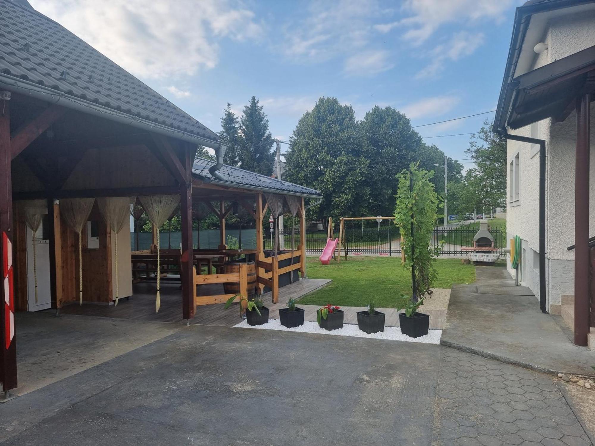 Holiday Home Baotic Velika Mlaka Экстерьер фото