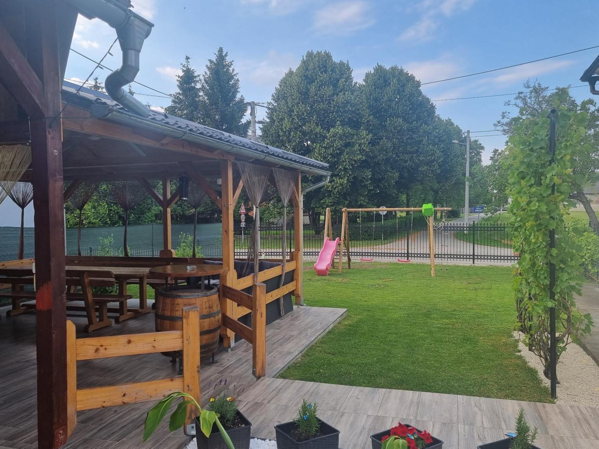 Holiday Home Baotic Velika Mlaka Экстерьер фото